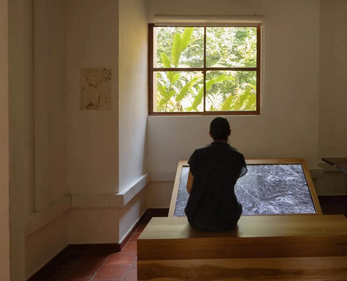 hero background image