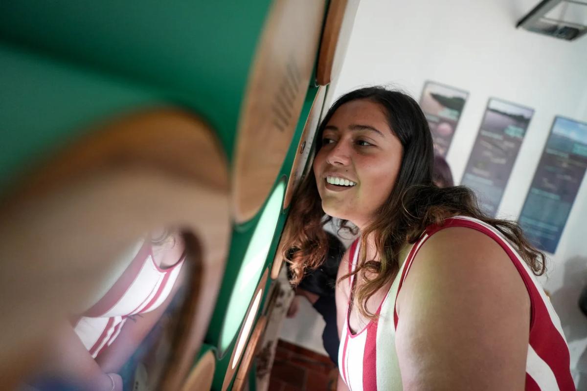 hero background image